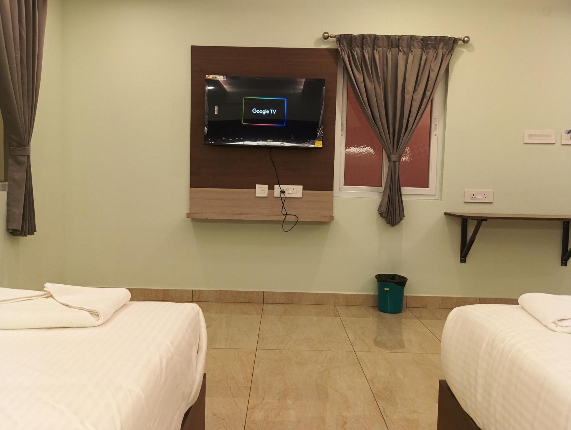 Hotel Malar Park Tiruvannāmalai Zewnętrze zdjęcie
